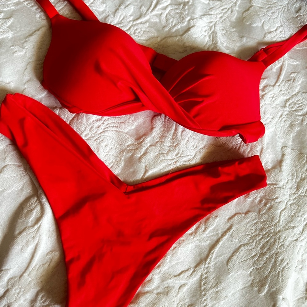 Calzedonia Brazilian push-up bikini set